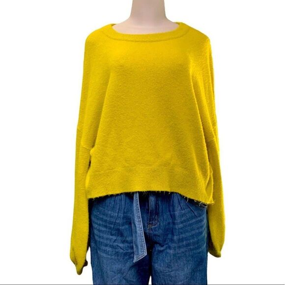 Lumiere Neon Yellow Balloon Sleeve Fuzzy Crewneck Sweater Size Large - Picture 2 of 8